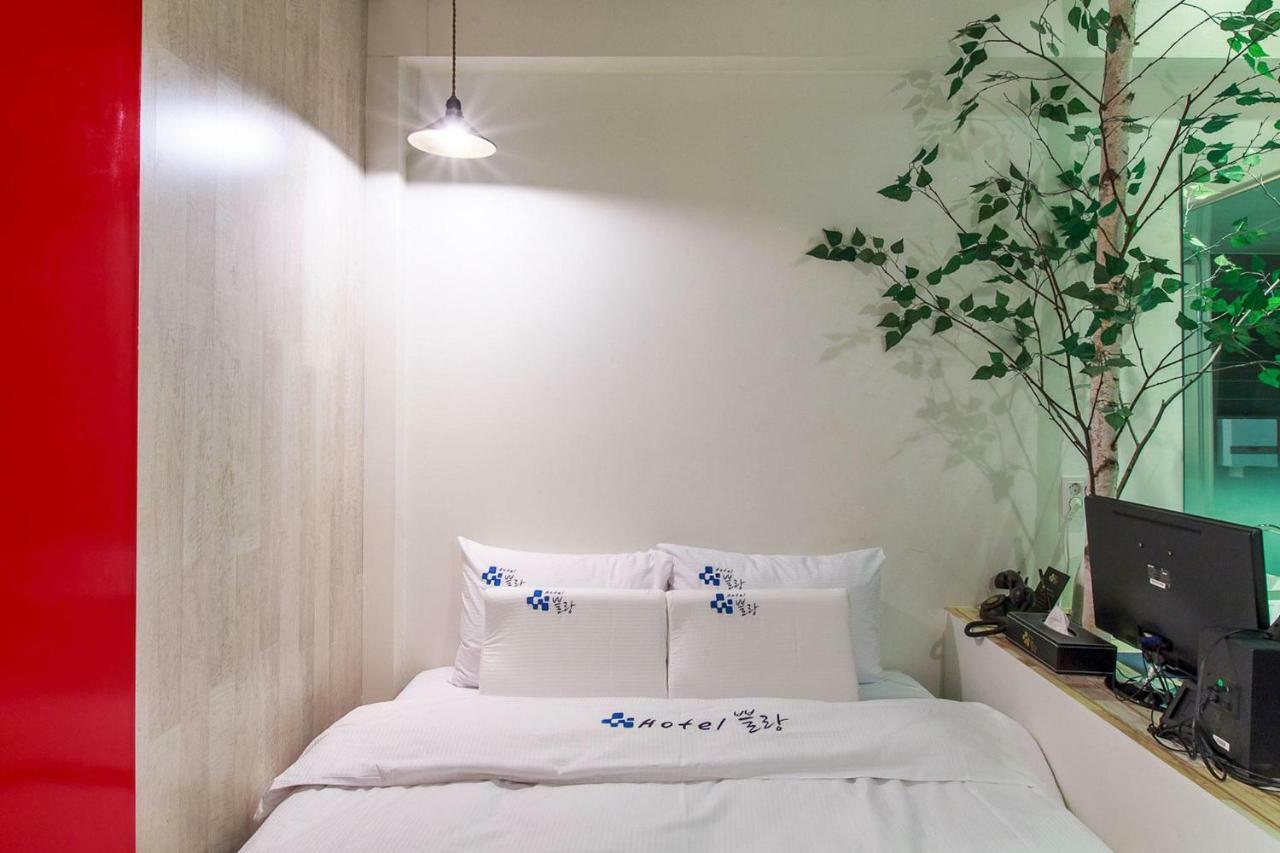 Motel Kondae Plein Seoul Exterior foto